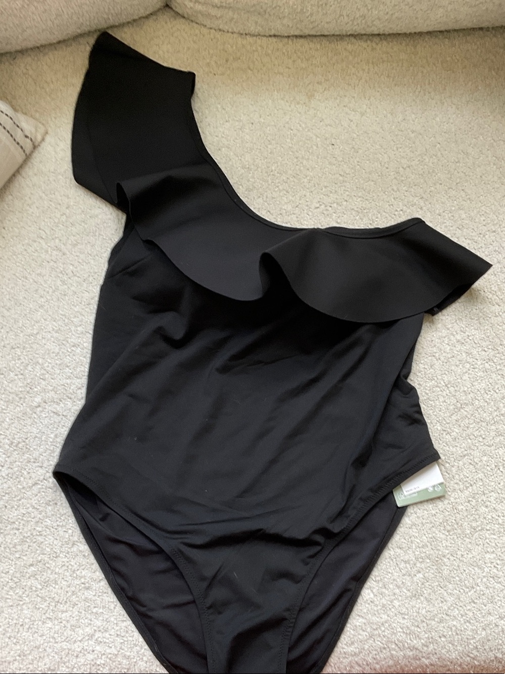 H&M Black One-Shoulder Ruffle One-Piece Swimsuit
